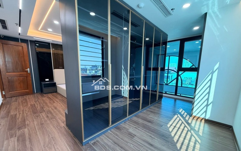 Nhà Đẹp Kinh Doanh Nguyễn Chính 84m, 7 tầng, mt 7.9m, giá 37.2 tỷ