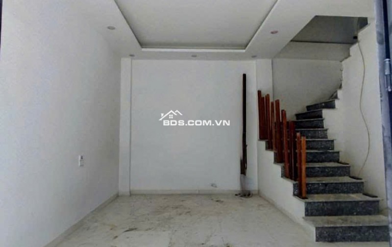 Nhà Hà Đông 30m2 – 5 tầng kiên cố – Ngõ thông – Giá chỉ 7,5 tỷ