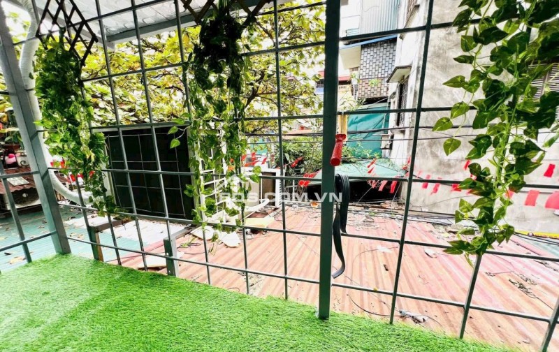 Nhà Đẹp, Phố 8 - 3, Hai Bà Trưng 65m, tầng 2, giá 3.98 tỷ