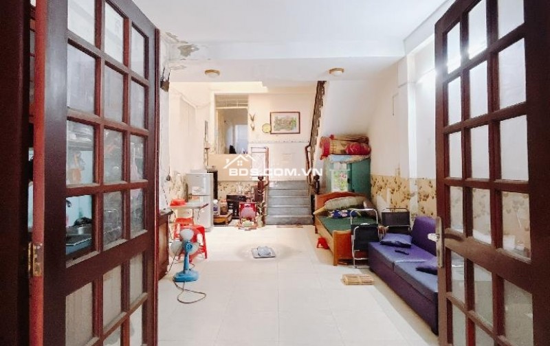  CHỦ KẸT TIỀN CẦN BÁN GẤP NHÀ QUẬN 7 GIẢM NGAY 400 TRIỆU  BÁN GẤP NHÀ 4 TẦNG HXH KINH DOANH Q.7 