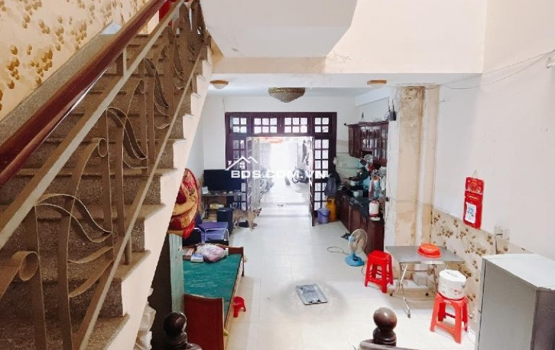  CHỦ KẸT TIỀN CẦN BÁN GẤP NHÀ QUẬN 7 GIẢM NGAY 400 TRIỆU  BÁN GẤP NHÀ 4 TẦNG HXH KINH DOANH Q.7 