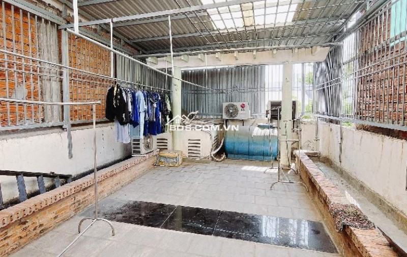  CHỦ KẸT TIỀN CẦN BÁN GẤP NHÀ QUẬN 7 GIẢM NGAY 400 TRIỆU  BÁN GẤP NHÀ 4 TẦNG HXH KINH DOANH Q.7 