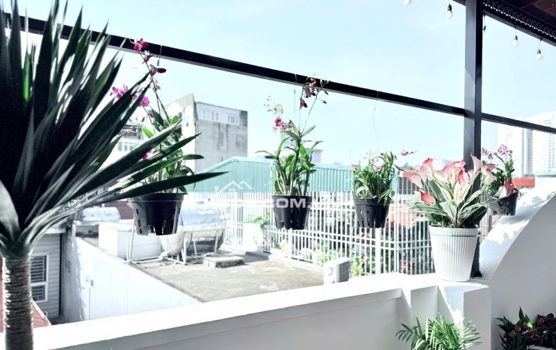 Nhà Đẹp Kinh Doanh, Ngõ Thông, Chùa Bộc, Đống Đa 46m, 7 tầng, mt 5m, giá 19.3 tỷ.