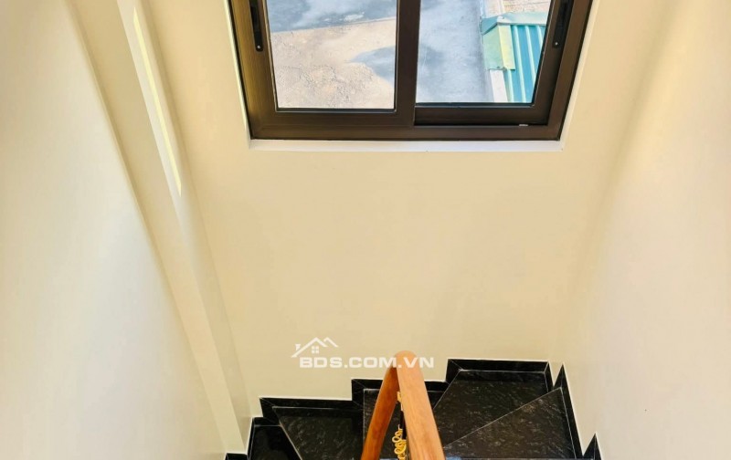 Bán Tòa Nhà Tam Trinh, Hoàng Mai 74m, 7 tầng, mt 5.5m, giá 29.5 tỷ.