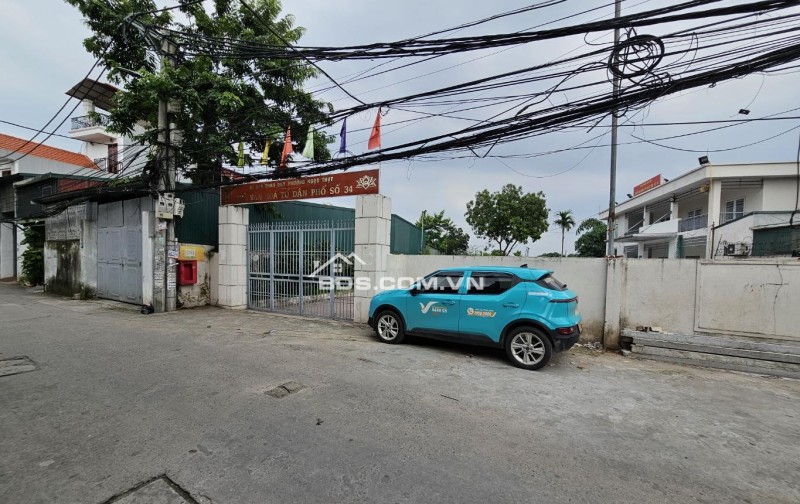 Bán nhà C4 Ngọc Thuỵ 35m lô góc oto qua nhà chỉ 4 tỷ hơn xíu. LH 0936123469