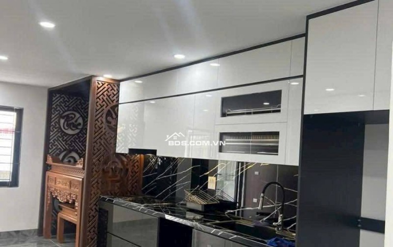 Bán Nhà, Ô TÔ Vào Nhà, Đường Hoàng Mai 50/56m, 7 tầng, mt 4.2m, giá 18.9 tỷ.