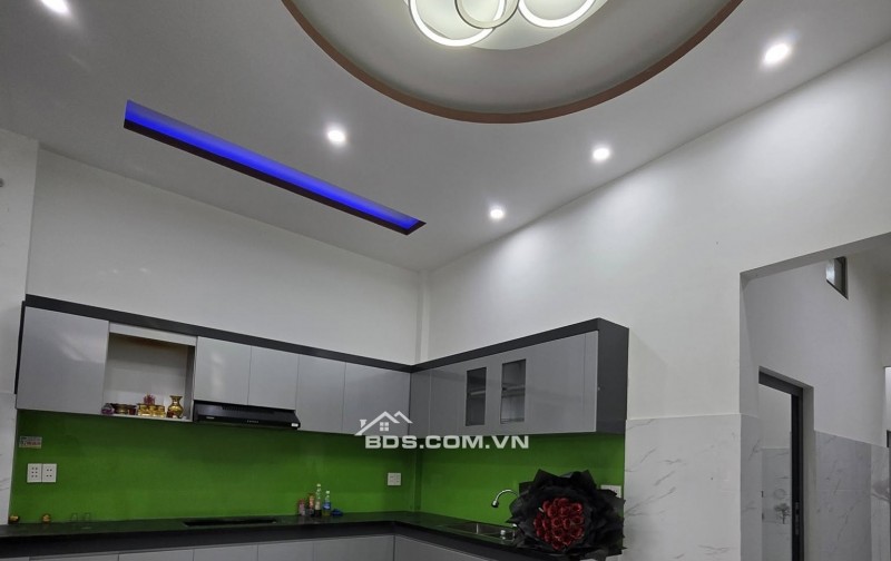 Nhà 2 tầng đường Giáp Văn Cương -  Vị trí Sát biển rất đẹp