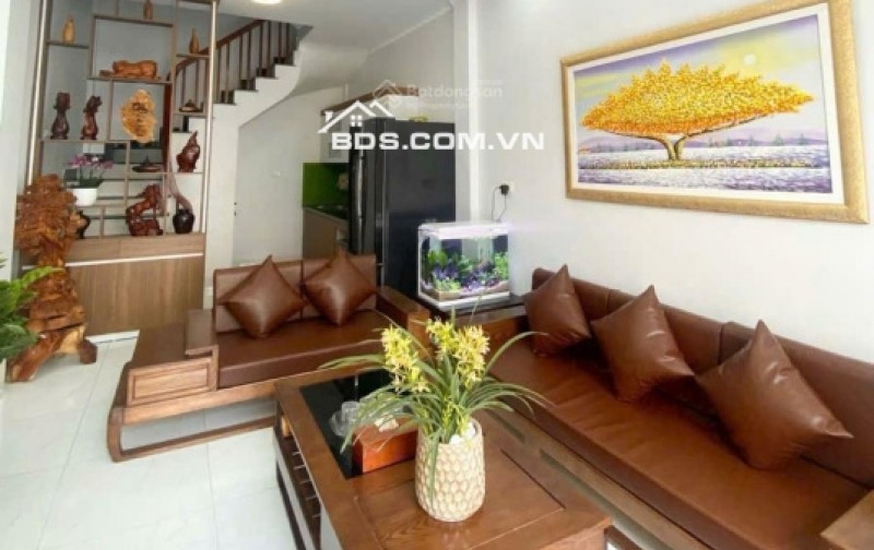 BÁN NHÀ 5 TẦNG, XUÂN ĐỈNH - BẮC TỪ LIÊM. SỔ VUÔNG, Ô TÔ ĐỖ CỔNG. GIÁ NHỈNH 4 tỷ