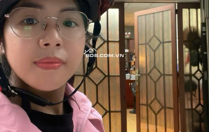 Bán nhà P Vip Tân Sơn Nhì, Hẻm gần 4m thoáng, 32m2 KLG, 2 tầng, Chỉ 3 tỷ nhỉnh TL