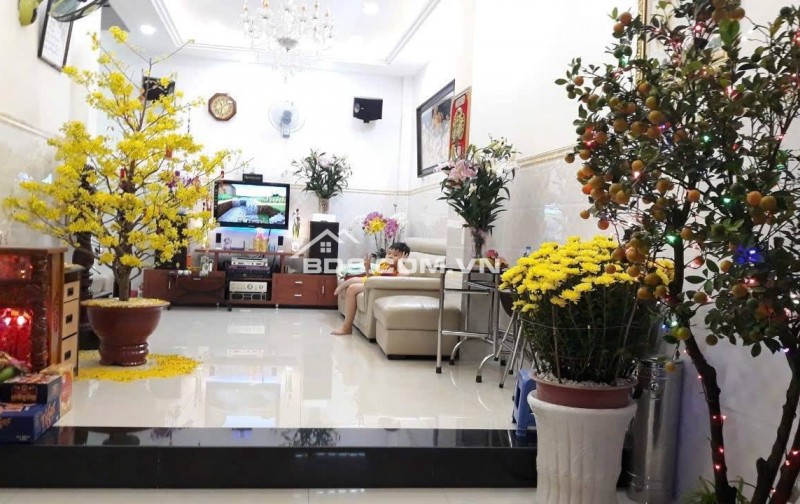 Bán nhà đẹp 4 tầng Nguyễn Tri Phương Quận 10, hẻm 1 trục 3 PN giá nhỉnh 9 tỷ