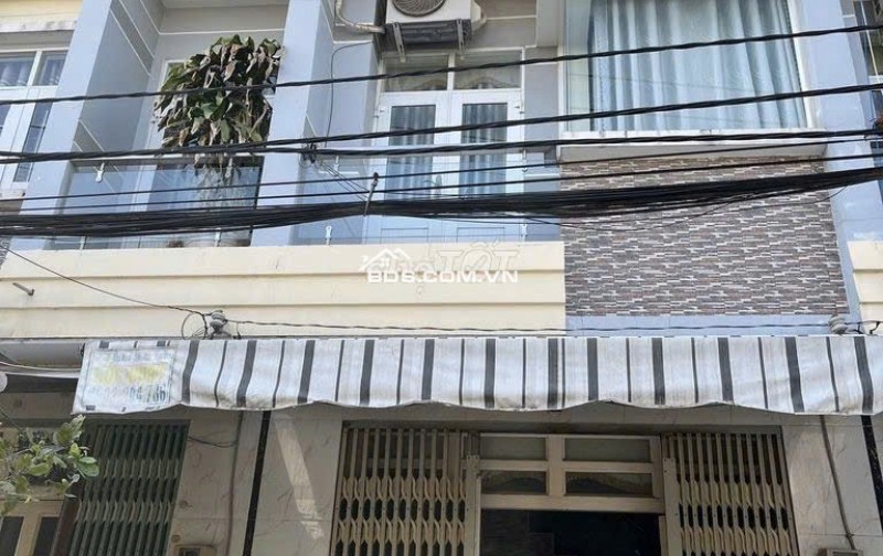 Cho thuê nhà 1 trệt 2 lầu hẻm xe hơi Huỳnh Tấn Phát Nhà Bè