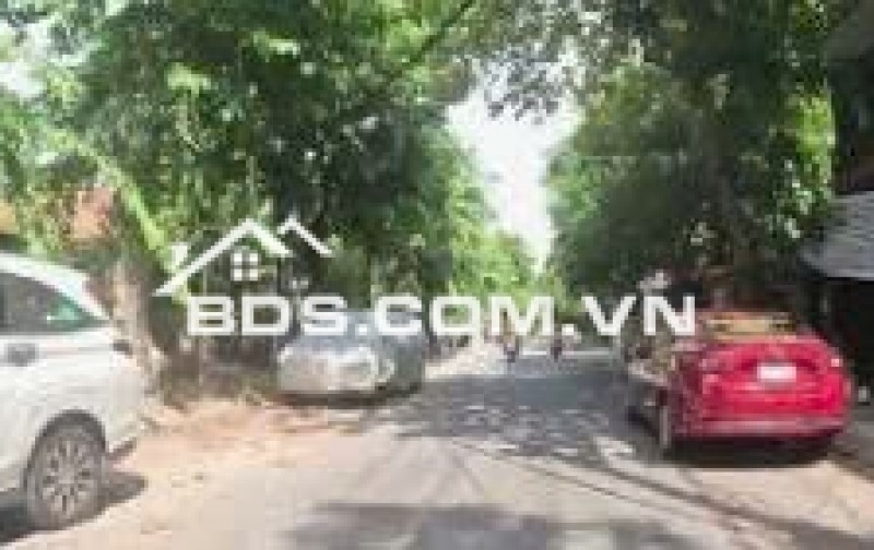 CHÀO BÁN CĂN NHÀ 3 tầng đường Nguyễn Xí - Thanh Khê - Đà Nẵng.
- Diện tích : 100m2 ngang 5m