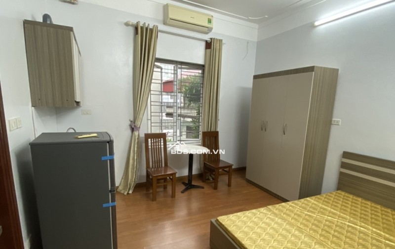 Cho thuê Căn hộ dịch vụ Tầng 3 tại Số 98 ngõ 116 Phan Kế Bính, Cống Vị, Ba Đình. Chỉ 4tr