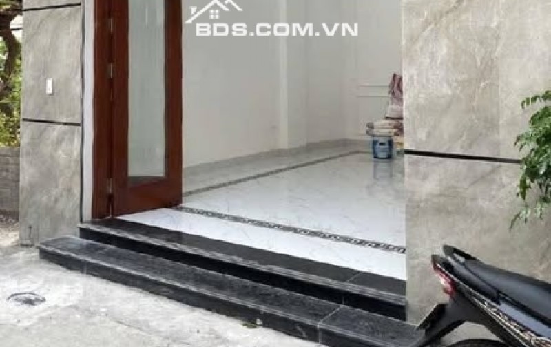 LÔ GÓC TRUNG TÂM HAI BÀ TRƯNG - 70M 5TẦNG - THANG MÁY - VIEW HỒ