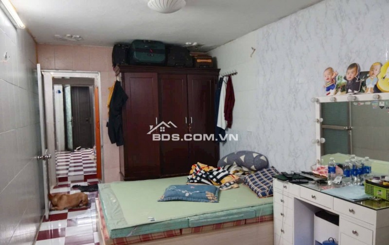 Bán Nhà Gần Đường Ô Tô Bùi Ngọc Dương, Hai Bà Trưng 65m, tầng 1, giá 3.95 tỷ.