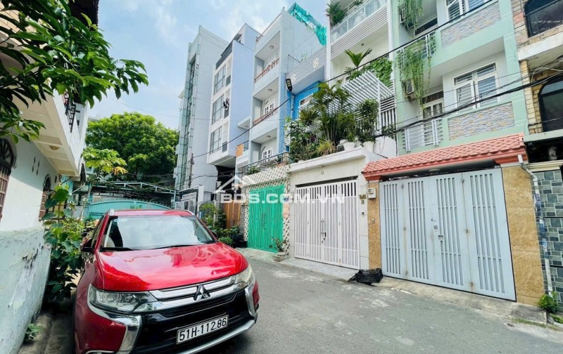 Bán nhà HXH 8 Hoàng Hoa Thám Sát Sân Bay, Tân Bình, 63 m2, 3 Tầng, 3PN. Chỉ 8.6 Tỷ còn TL.