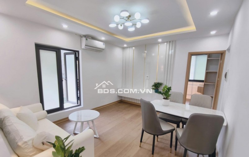 Nhà Đẹp Ở Luôn Phố Quỳnh Mai, Hai Bà Trưng 85m, tầng 3, giá 4.8 tỷ.