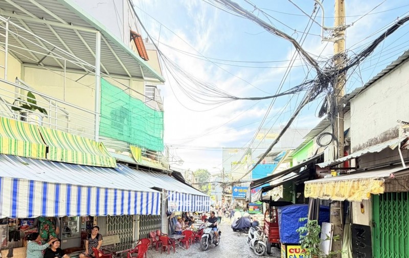 Bán nhà hẻm 8m Trần Văn Quang Tân Bình, 35m2 3 tầng nhỉnh 4 tỷ TL