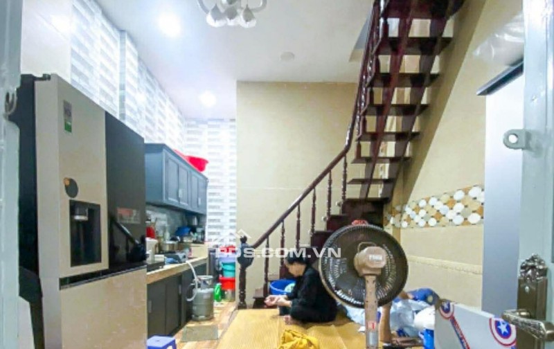 Bán nhà Lý Thường Kiệt Tân Bình, ngang đẹp 4.2m sát xe tải giá nhỉnh 4 tỷ TL