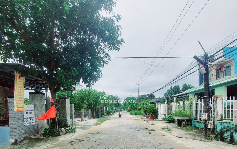 Cần bán gấp giá rẻ trong ngày, đất Đà Nẵng, trung tâm Điện Bàn Đông, gần Phố cổ Hội An, ra biển 5p