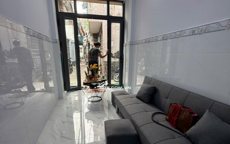 BÁN NHÀ MỚI 3 TẦNG – 2.75 TỶ – NI SƯ HUỲNH LIÊN, P.10 TÂN BÌNH