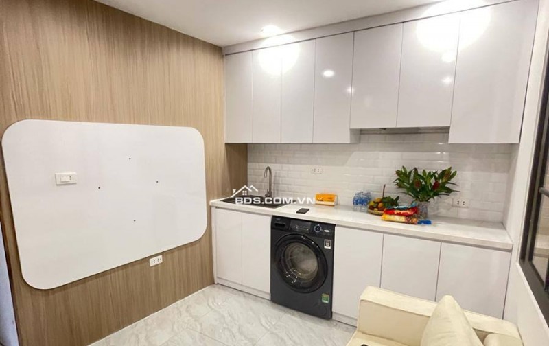 Bán Nhà, Phố VIP Bạch Mai 50m, tầng 1, mt 4,3m, giá 4,35 tỷ.