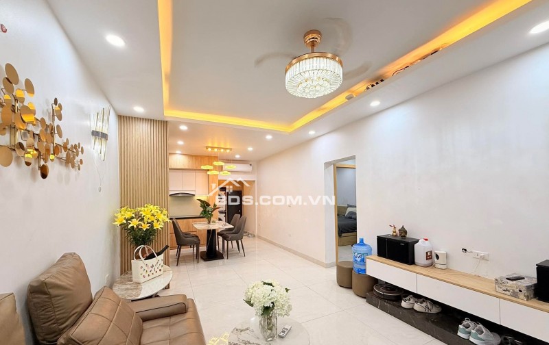 Nhà Đẹp Ô Tô Đỗ Cửa, Phố 8- 3 , Hai Bà Trưng 50/80m, tầng 1, giá 5.85 tỷ