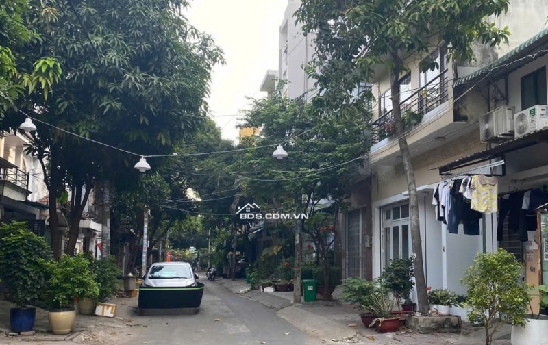 Bán nhà 1 trệt 3 lầu siêu đẹp Nguyễn Gia Trí (nối dài) P25 Bình Thạnh