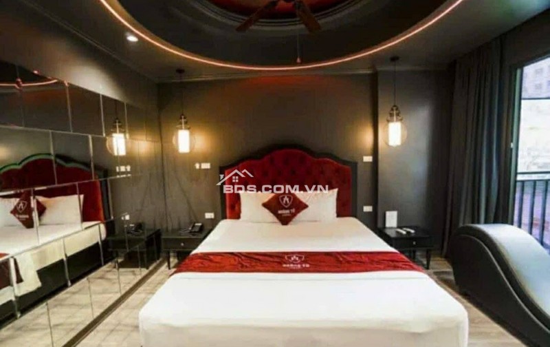 Siêu Phẩm Khách Sạn, Biệt Thự Mỹ Đình, Nam Từ Liêm 196m, 5 tầng, mt 11m, giá 78.5 tỷ