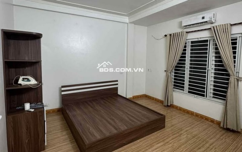 BÁN NHÀ 2.1 TỶ 3 TẦNG 40M2 ( HƯỚNG NAM ) NGÕ CHỢ KÊNH