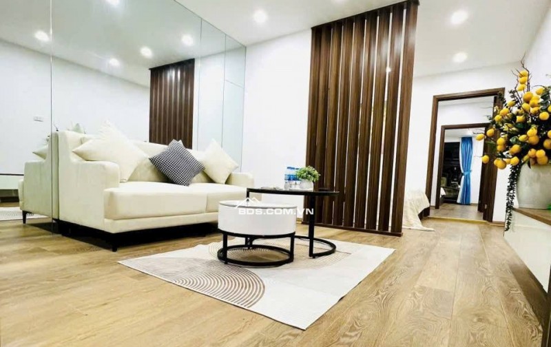 Nhà Đẹp, Phố 8 - 3, Hai Bà Trưng 65m, tầng 2, giá 3.98 tỷ