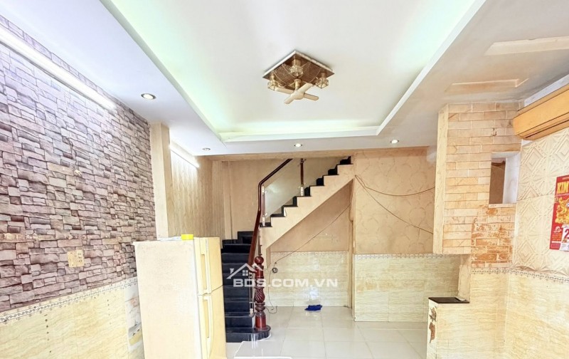 Bán nhà hẻm 8m Trần Văn Quang Tân Bình, 35m2 3 tầng nhỉnh 4 tỷ TL