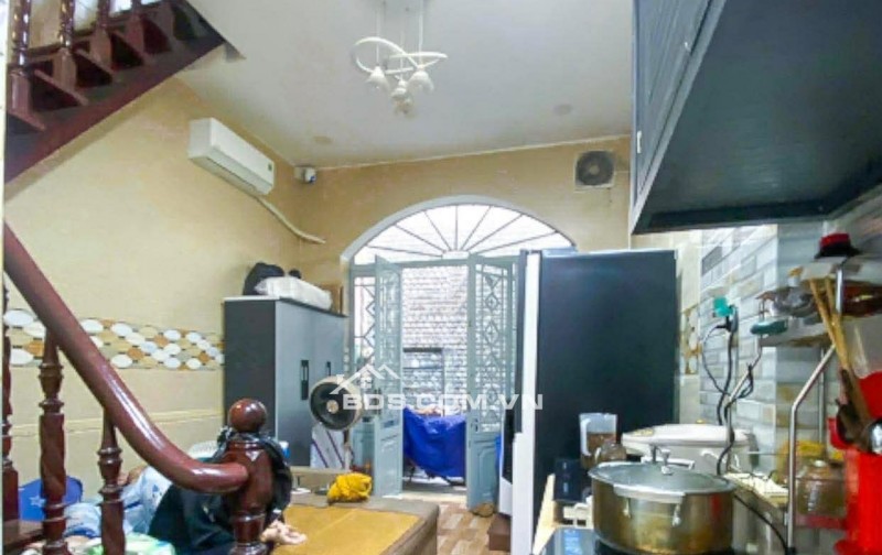 Bán nhà Lý Thường Kiệt Tân Bình, ngang đẹp 4.2m sát xe tải giá nhỉnh 4 tỷ TL