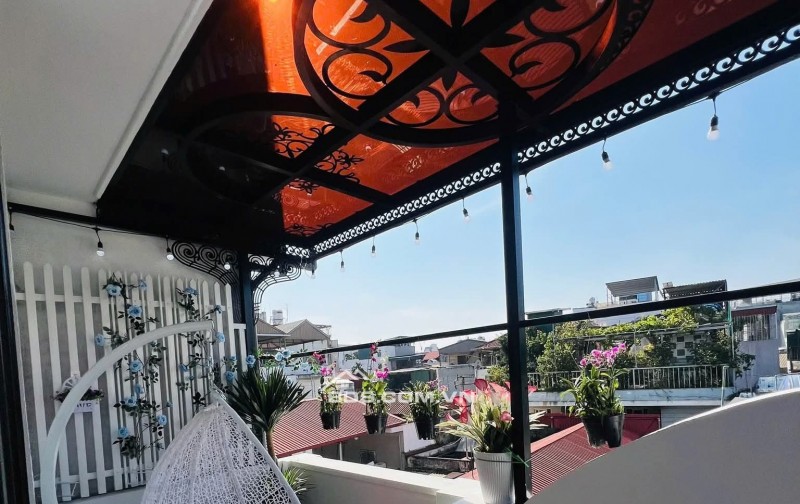 Nhà Đẹp Kinh Doanh, Ngõ Thông, Chùa Bộc, Đống Đa 46m, 7 tầng, mt 5m, giá 19.3 tỷ.