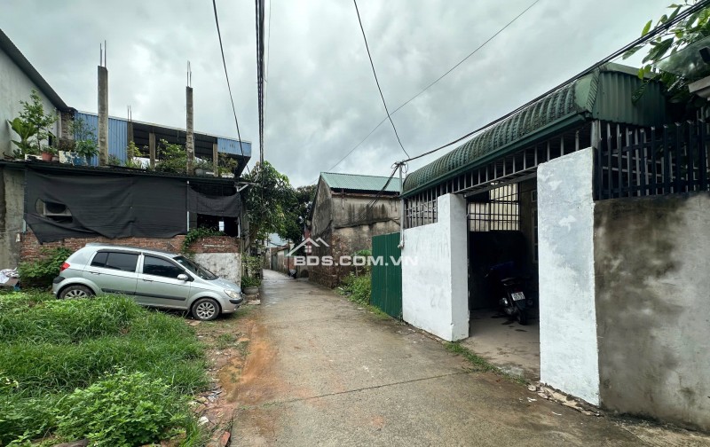 Xuất hiện căn nhà mặt đường làng rẻ đẹp Thôn Cầu, Ngọc Hòa, Phường Chương Mỹ, Hà Nội