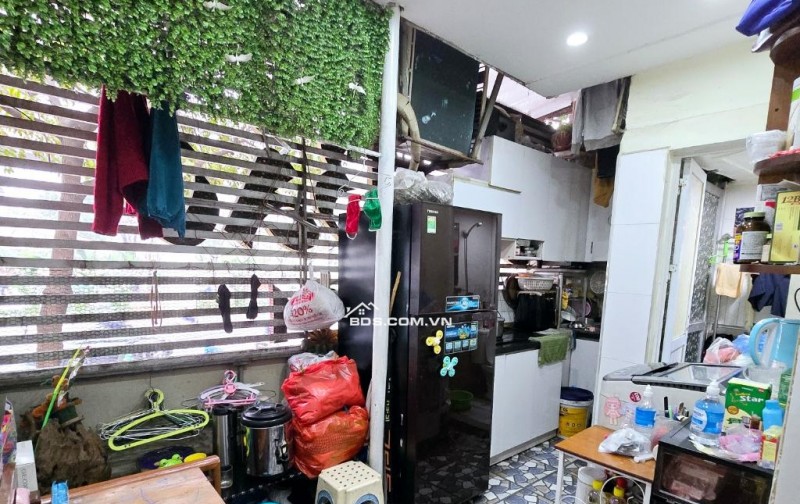 MẶT PHỐ NGUYỄN TRÃI- VỈA HÈ RỘNG - SIÊU KINH DOANH ĐA NGÀNH NGHỀ - VỊ TRÍ ĐẮC ĐỊA - NHÀ NHIỀU LỘC