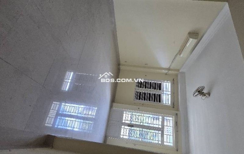 BÁN NHÀ 3 TẦNG MẶT TIỀN KINH DOANH KHU TÊN LỬA ĐƯỜNG 8M CƠ HỘI HIẾM CÓ