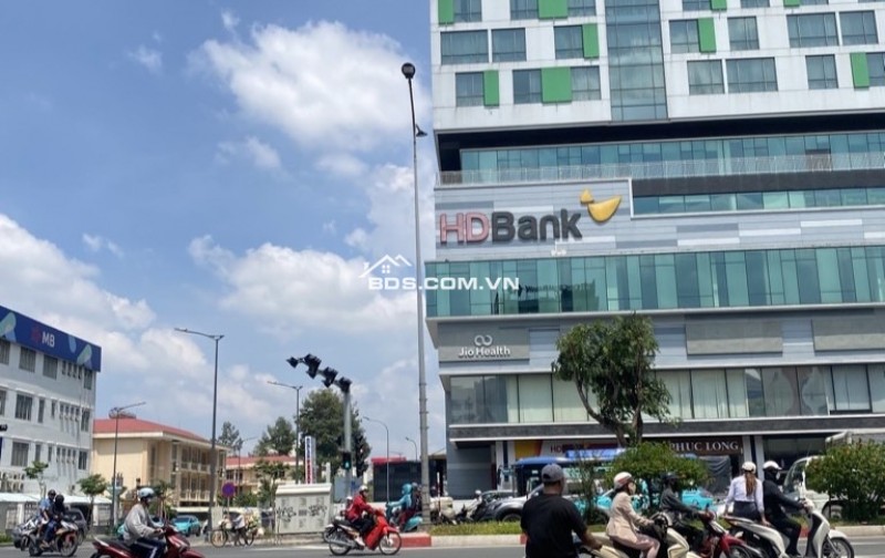 Bán gấp nhà 4 tầng khu Lotte Cộng Hòa ngay ga T3 Tân Sơn Nhất