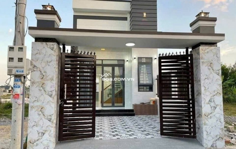 Nhà Đúng 1ty600 Tặng Nội Thất Thanh Toán 300tr Vô Ở Ngay. Gặp Chủ TL