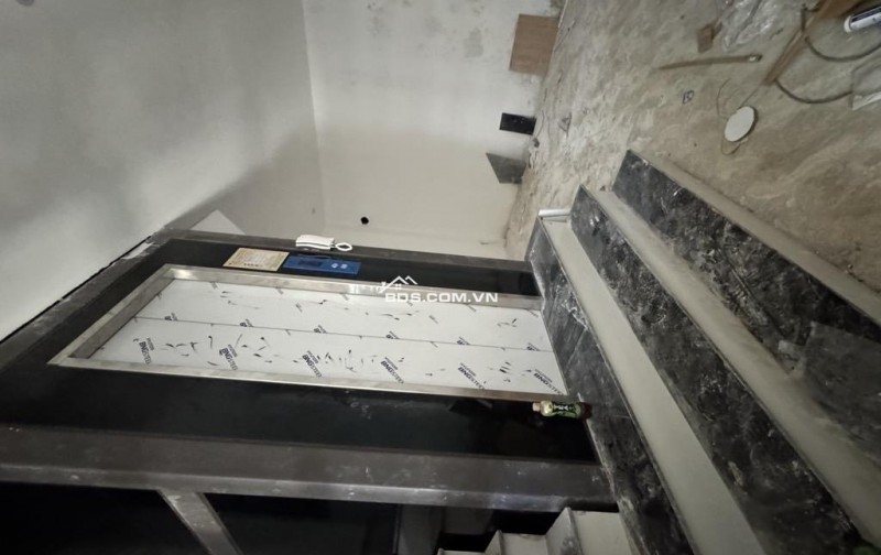 HÁI RA TIỀN! BẮC TỪ LIÊM: CC MINI MỚI CỨNG - 6 TẦNG THANG MÁY - DÒNG TIỀN 30 TRIỆU/THÁNG