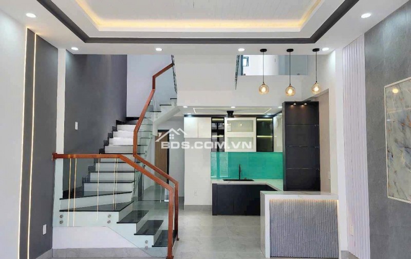 Bán nhà 2 tầng 2 mê kiệt 5m ô tô đường Gò Dư