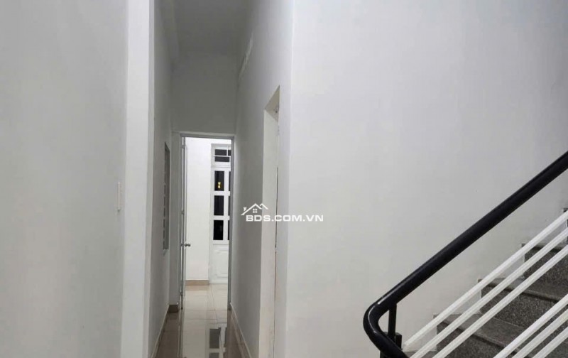 Bán nhà 3 tầng đường Mộc Bài 7, gần ĐHSP