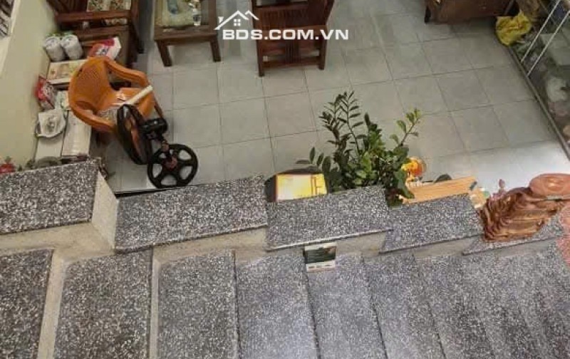 Bán  nhà 2 tầng đường 7m5 mt đường  Nguyễn Xí, Hòa Khánh, Đà Nẵng.Giá: 7ti180 tl nhẹ nhàng.