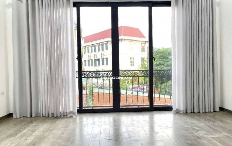 LÔ GÓC TRUNG TÂM HAI BÀ TRƯNG - 70M 5TẦNG - THANG MÁY - VIEW HỒ