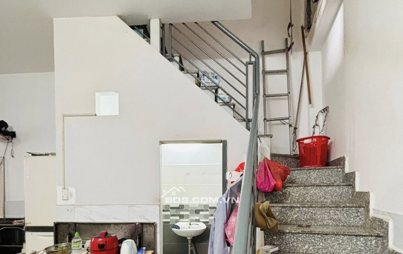 Bán nhà MT Nguyễn Văn Vỹ Tân Bình, 40m2 3 tầng giá nhỉnh 5 tỷ