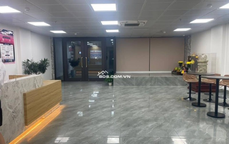 Bán Tòa Nhà Trần Thái Tông, Cầu Giấy 125m, 9 tầng, mt 8.1m, giá 89.9 tỷ.