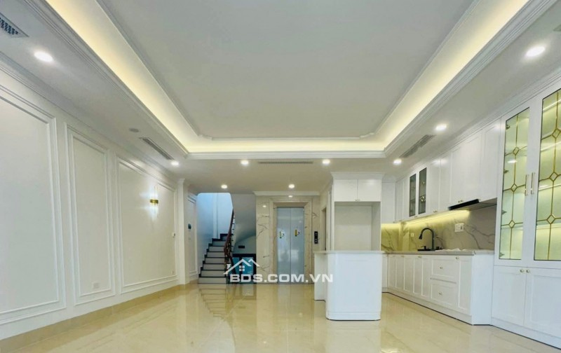 Bán Tòa Nhà Tam Trinh, Hoàng Mai 74m, 7 tầng, mt 5.5m, giá 29.5 tỷ.