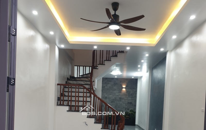 BÁN NHÀ ĐẸP 4.4 TỶ 3 TẦNG 64M2 ( TÂY NAM ) MẶT ĐƯỜNG KHU ĐỒNG QUÝT