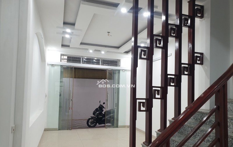 BÁN NHÀ 2.25 TỶ 3 TẦNG 58M2 CÓ PHÒNG NGỦ TẦNG 1 NGÕ THÁI BÌNH