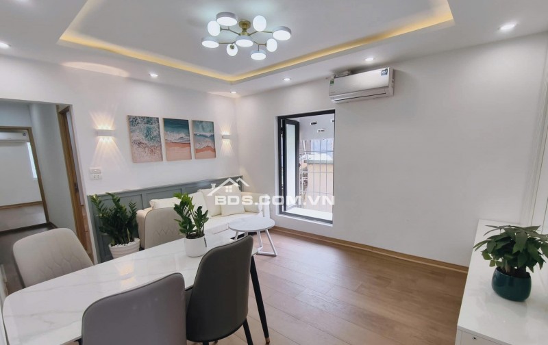 Nhà Đẹp Ở Luôn Phố Quỳnh Mai, Hai Bà Trưng 85m, tầng 3, giá 4.8 tỷ.